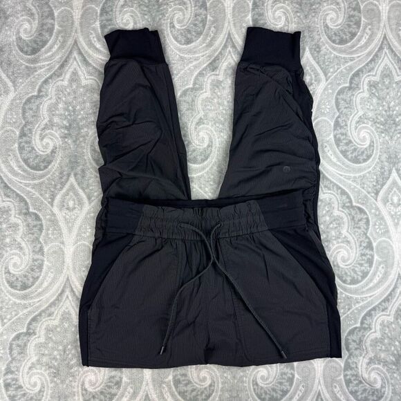 Womens Lululemon Beyond the Studio 7/8 Jogger - Picture 2 of 5